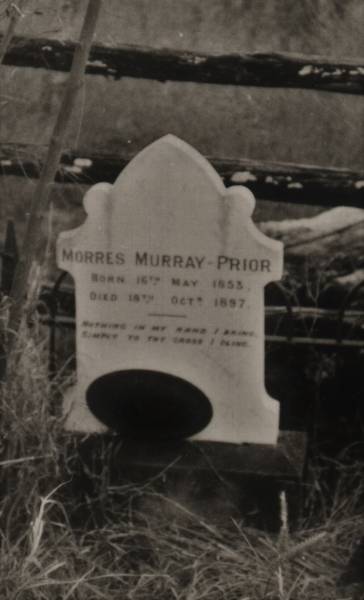 morres_grave.jpg morres_grave.jpg