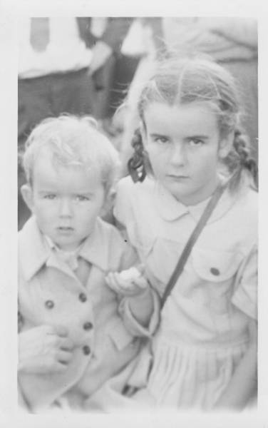judy_and_helen_1953.jpg judy_and_helen_1953.jpg