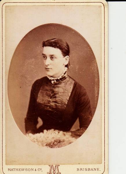 lizzie_jardine_enhanced.jpg lizzie_jardine_enhanced.jpg