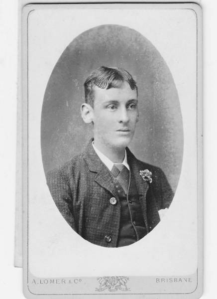 egerton_2.jpg egerton_2.jpg