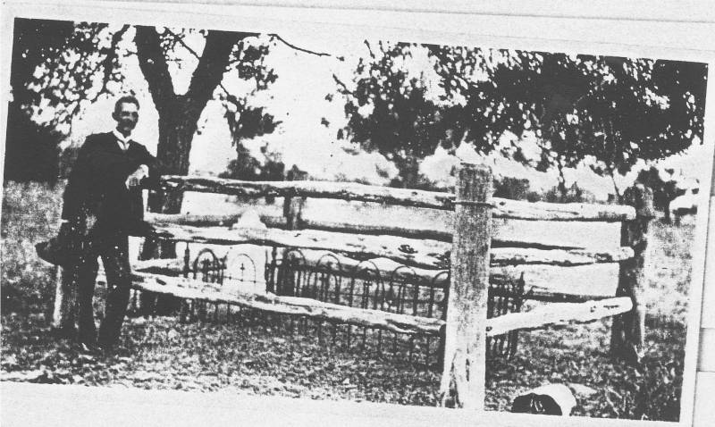 morres_mp_grave_crop.jpg morres_mp_grave_crop.jpg