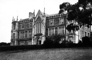 Domain House - previously the High School, Hobart [[http:///ontheconvicttrail.blogspot.com/2013/03/domain-house-high-school-of-hobart-town.html|Domain House - previously the High School, Hobart]]